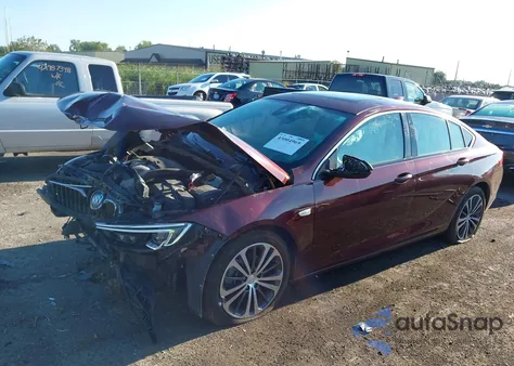 2018 Buick Regal Sportback Essence z USA, uszkodzony, nr VIN W04GP6SX6J1057445